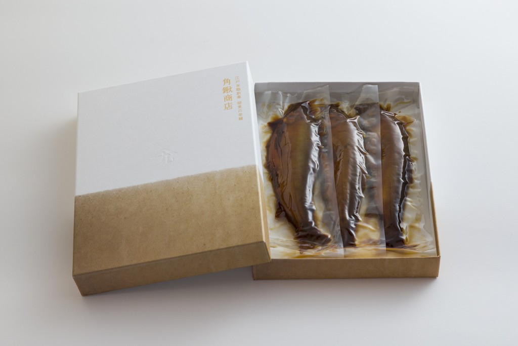 商品紹介 「鮎の甘露煮」|江戸時代から伝わる伝統の味。鮎の甘露煮、もろこの佃煮の角鍬商店